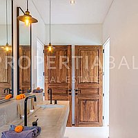 Gorgeous Villa Walking Distance To The Beach. Villas in Bali for Sale: Villa in Pererenan (Canggu), Bali for 658 Thousands EUR. Leasehold. Preview photo #10