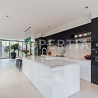 Premium Family Villa Walking Distance To Echo Beach. Villas in Bali for Sale: Villa in Pererenan (Canggu), Bali for 1717 Thousands USD. Freehold. Preview photo #2