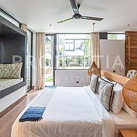 Luxurious Riverside Villa In Tumbak Bayuh. Villas in Bali for Sale: Villa in Tumbak Bayuh, Bali for 203.4 Million INR. Freehold. Preview photo #2