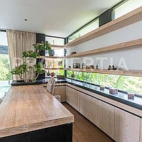 Luxurious Riverside Villa In Tumbak Bayuh. Villas in Bali for Sale: Villa in Tumbak Bayuh, Bali for 203.4 Million INR. Freehold. Preview photo #18