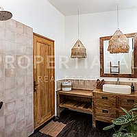 Perfect Family Investment Property In Umalas. Villas in Bali for Sale: Villa in Umalas, Bali for 42.9 Million INR. Leasehold. Preview photo #9