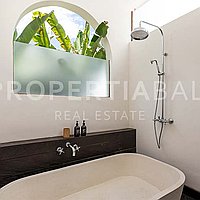 Perfect Family Investment Property In Umalas. Villas in Bali for Sale: Villa in Umalas, Bali for 42.9 Million INR. Leasehold. Preview photo #6