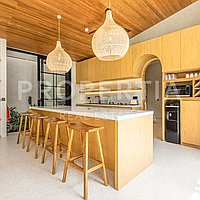Modern Tropical Family Home In Bingin. Villas in Bali for Sale: Вилла в Бингин, Бали за 600 тыс. USD. Leasehold. Предварительный просмотр фото #3