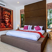 Luxurious Five-Bedroom Villa with High ROI Potential in Vibrant Berawa. Villas in Bali for Sale: Vila di Canggu, Bali untuk 690 Ribuan USD. Leasehold. Pratinjau foto #4
