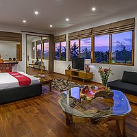 Luxurious Five-Bedroom Villa with High ROI Potential in Vibrant Berawa. Villas in Bali for Sale: Vila di Canggu, Bali untuk 690 Ribuan USD. Leasehold. Pratinjau foto #8