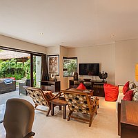 A timeless 4-bedroom Balinese retreat in Pererenan. Villas in Bali for Sale: Villa in Canggu, Bali for 1043 Thousands USD. Freehold. Preview photo #12