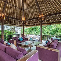 A timeless 4-bedroom Balinese retreat in Pererenan. Villas in Bali for Sale: Villa in Canggu, Bali for 1043 Thousands USD. Freehold. Preview photo #4