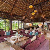 A timeless 4-bedroom Balinese retreat in Pererenan. Villas in Bali for Sale: Villa in Canggu, Bali for 1043 Thousands USD. Freehold. Preview photo #3