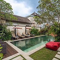 A timeless 4-bedroom Balinese retreat in Pererenan. Villas in Bali for Sale: Villa in Canggu, Bali for 1043 Thousands USD. Freehold. Preview photo #1