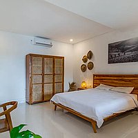 Brand New Four-Bedroom Joglo Villa with Breathtaking Rice Field Views in Canggu. Villas in Bali for Sale: Вилла в Чангу, Бали за 249 тыс. USD. Leasehold. Предварительный просмотр фото #4