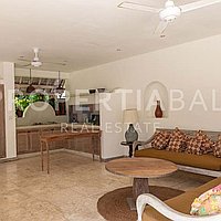 Exquisite Traditional Villa In Pererenan. Villas in Bali for Sale: Villa in Pererenan (Canggu), Bali for 1.3 Million MYR. Leasehold. Preview of photo #1