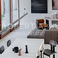 Exceptional Modern Minimalist Industrial Villa In Pererenan. Villas in Bali for Sale: Villa in Pererenan (Canggu), Bali for 755 Thousands USD. Leasehold. Preview of photo #1