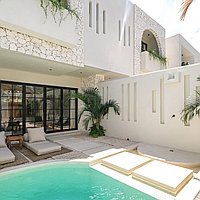 Brand-new Mediterranean-style villa in Pererenan. Villas in Bali for Sale: Вилла в Чангу, Бали за 380 тыс. USD. Freehold. Предварительный просмотр фото #1