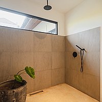 Charming two-bedroom villa in prime Berawa location. Villas in Bali for Sale: Вилла в Чангу, Бали за 215 тыс. USD. Leasehold. Предварительный просмотр фото #11
