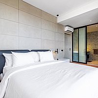 Luxurious 3-bedroom villa retreat near Berawa beach. Villas in Bali for Sale: Villa in Canggu, Bali for 451 Thousands USD. Leasehold. Preview photo #9