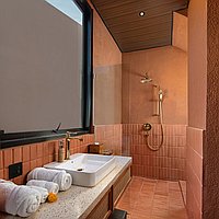 Unique brick accent design 2-bedroom villa in Batu Bolong . Villas in Bali for Sale: Вилла в Чангу, Бали за 288 тыс. USD. Leasehold. Предварительный просмотр фото #8