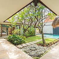 Serene three bedroom villa in central Berawa for lease. Villas in Bali for Sale: Вилла в Чангу, Бали за 571 тыс. USD. Leasehold. Предварительный просмотр фото #7