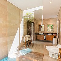 Serene three bedroom villa in central Berawa for lease. Villas in Bali for Sale: Вилла в Чангу, Бали за 571 тыс. USD. Leasehold. Предварительный просмотр фото #11