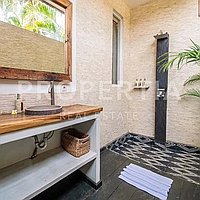 Modern Tropical Living In Canggu. Villas in Bali for Sale: Villa in Canggu, Bali for 366 Thousands USD. Leasehold. Preview photo #3