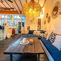 Modern Tropical Living In Canggu. Villas in Bali for Sale: Villa in Canggu, Bali for 366 Thousands USD. Leasehold. Preview photo #1