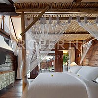 Timeless Tropical Villa In The Heart Of Canggu. Villas in Bali for Sale: Villa in Canggu, Bali for 981 Thousands USD. Leasehold. Preview photo #2