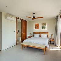 Embrace modern luxury freehold villa in Tumbak Bayuh . Villas in Bali for Sale: Villa in Canggu, Bali for 1227 Thousands USD. Freehold. Preview photo #15