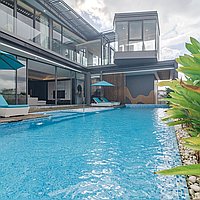 The epitome of luxury living in Bumbak. Villas in Bali for Sale: Вилла в Чангу, Бали за 1809 тыс. USD. Freehold. Предварительный просмотр фото #1