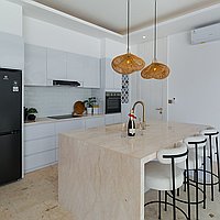Luxurious Mediterranean-Style Four-Bedroom Villa with Rooftop Lounge in Tumbak Bayuh- 2473. Villas in Bali for Sale: Villa in Canggu, Bali for 520 Thousands USD. Leasehold. Preview photo #3