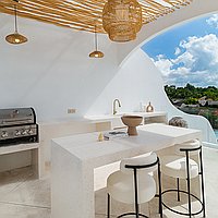 Luxurious Mediterranean-Style Four-Bedroom Villa with Rooftop Lounge in Tumbak Bayuh- 2473. Villas in Bali for Sale: Villa in Canggu, Bali for 520 Thousands USD. Leasehold. Preview photo #12