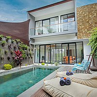 Elegant living with rice field views in Padonan. Villas in Bali for Sale: Вилла в Чангу, Бали за 217 тыс. USD. Leasehold. Предварительный просмотр фото #1