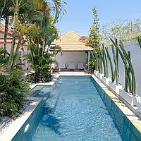 Exclusive Three-Bedroom Villa with Tasteful Luxury and Rice Field Vista in Pererenan. Villas in Bali for Sale: Вилла в Чангу, Бали за 245 тыс. USD. Leasehold. Предварительный просмотр фото #1