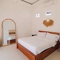 Exclusive Three-Bedroom Villa with Tasteful Luxury and Rice Field Vista in Pererenan. Villas in Bali for Sale: Вилла в Чангу, Бали за 245 тыс. USD. Leasehold. Предварительный просмотр фото #6