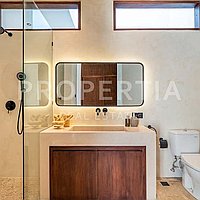 Tropical Escape With Mountain Views In Pererenan. Villas in Bali for Sale: Villa in Pererenan (Canggu), Bali for 705 Thousands USD. Freehold. Preview photo #10