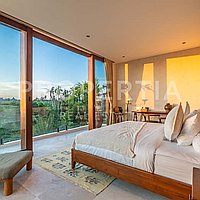 Tropical Escape With Mountain Views In Pererenan. Villas in Bali for Sale: Villa in Pererenan (Canggu), Bali for 705 Thousands USD. Freehold. Preview photo #5