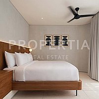 Stunning Turn-Key 3-Bedroom Villa In Prime Berawa. Villas in Bali for Sale: Villa in Berawa (Canggu), Bali for 409 Thousands USD. Leasehold. Preview photo #7