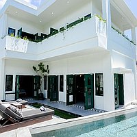 Newly Completed 4 Bedroom Pool Villa with Gorgeous Interiors in Berawa. Villas in Bali for Sale: Villa in Canggu, Bali for 490 Thousands USD. Leasehold. Preview of photo #1