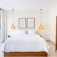 Charming 1-bedroom villa with rooftop in north of Tumbak Bayuh. Villas in Bali for Sale: Вилла в Чангу, Бали за 141 тыс. USD. Leasehold. Предварительный просмотр фото #11