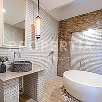 Amazing Turnkey Villa In The Heart Of Berawa. Villas in Bali for Sale: Vila di Berawa (Canggu), Bali untuk 300 Ribuan USD. Leasehold. Pratinjau foto #5