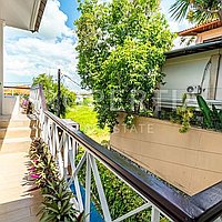 Amazing Turnkey Villa In The Heart Of Berawa. Villas in Bali for Sale: Vila di Berawa (Canggu), Bali untuk 300 Ribuan USD. Leasehold. Pratinjau foto #13