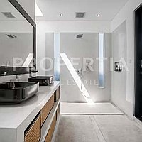 Modern Luxury In Berawa Steps From The Beach. Villas in Bali for Sale: Villa in Berawa (Canggu), Bali for 853 Thousands USD. Leasehold. Preview photo #7
