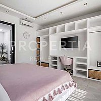 Modern Luxury In Berawa Steps From The Beach. Villas in Bali for Sale: Villa in Berawa (Canggu), Bali for 853 Thousands USD. Leasehold. Preview photo #14