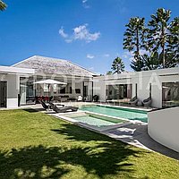 Modern Luxury In Berawa Steps From The Beach. Villas in Bali for Sale: Villa in Berawa (Canggu), Bali for 853 Thousands USD. Leasehold. Preview photo #23