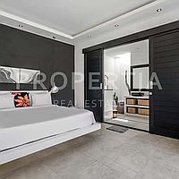 Modern Luxury In Berawa Steps From The Beach. Villas in Bali for Sale: Villa in Berawa (Canggu), Bali for 853 Thousands USD. Leasehold. Preview photo #4