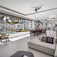 Modern Luxury In Berawa Steps From The Beach. Villas in Bali for Sale: Villa in Berawa (Canggu), Bali for 853 Thousands USD. Leasehold. Preview photo #1
