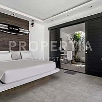Modern Luxury In Berawa Steps From The Beach. Villas in Bali for Sale: Villa in Berawa (Canggu), Bali for 853 Thousands USD. Leasehold. Preview photo #10