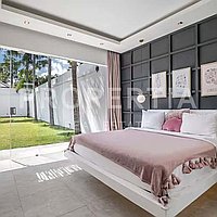 Modern Luxury In Berawa Steps From The Beach. Villas in Bali for Sale: Villa in Berawa (Canggu), Bali for 853 Thousands USD. Leasehold. Preview photo #15