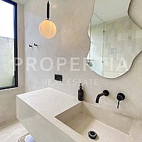 Modern Cozy Villa In Pererenan. Villas in Bali for Sale: Villa in Pererenan (Canggu), Bali for 300 Thousands USD. Leasehold. Preview photo #7