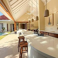 Peaceful 3-bedroom villa near the action in Canggu. Villas in Bali for Sale: Villa in Canggu, Bali for 442 Thousands USD. Leasehold. Preview photo #5