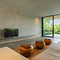 Modern three bedroom villa in tranquil Tumbak Bayuh village. Villas in Bali for Sale: Вилла в Чангу, Бали за 737 тыс. USD. Leasehold. Предварительный просмотр фото #5