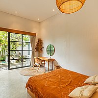 Tranquil three-bedroom villa in Tumbak Bayuh for lease. Villas in Bali for Sale: Вилла в Чангу, Бали за 432 тыс. USD. Leasehold. Предварительный просмотр фото #11